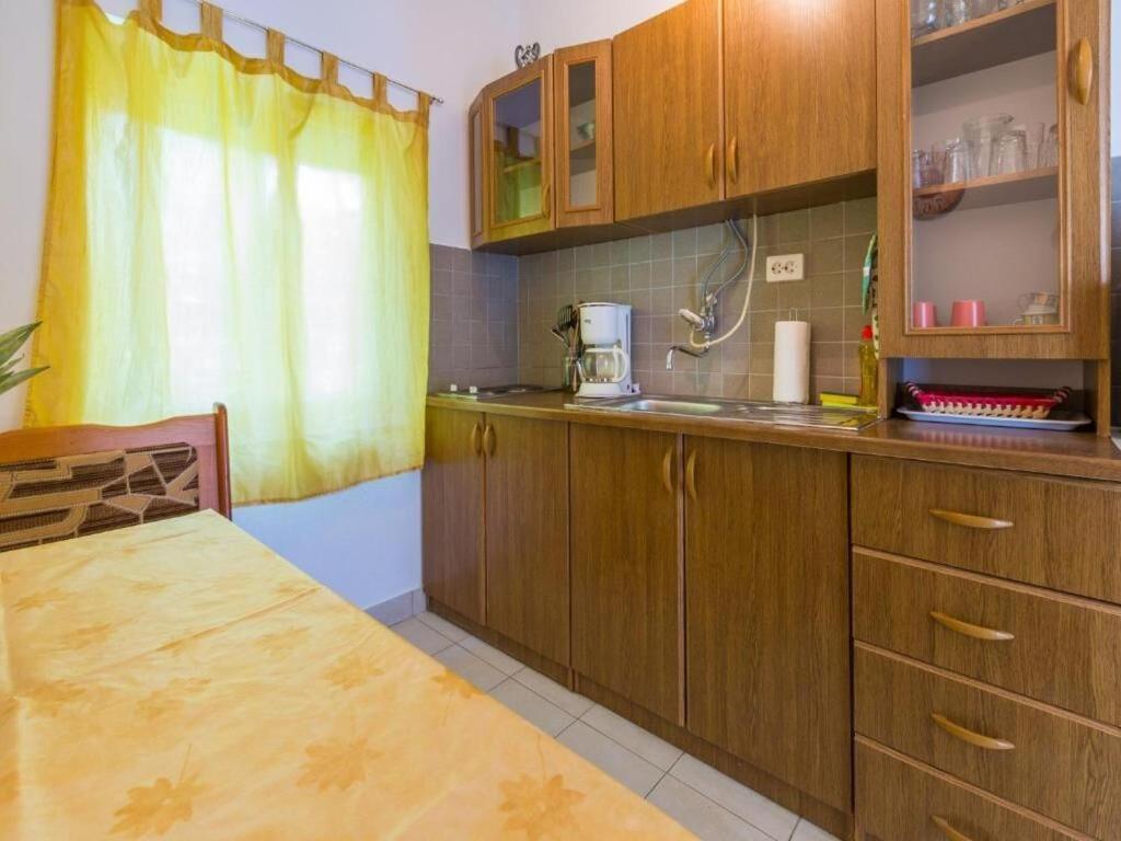 Apartments Adrasteja Dramalj Ngoại thất bức ảnh