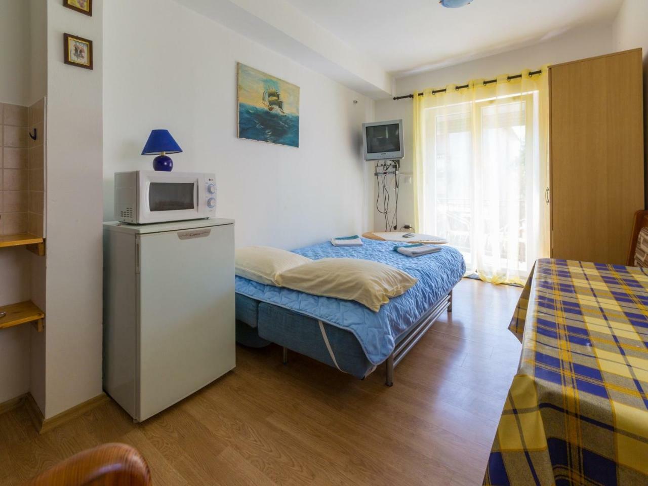 Apartments Adrasteja Dramalj Ngoại thất bức ảnh