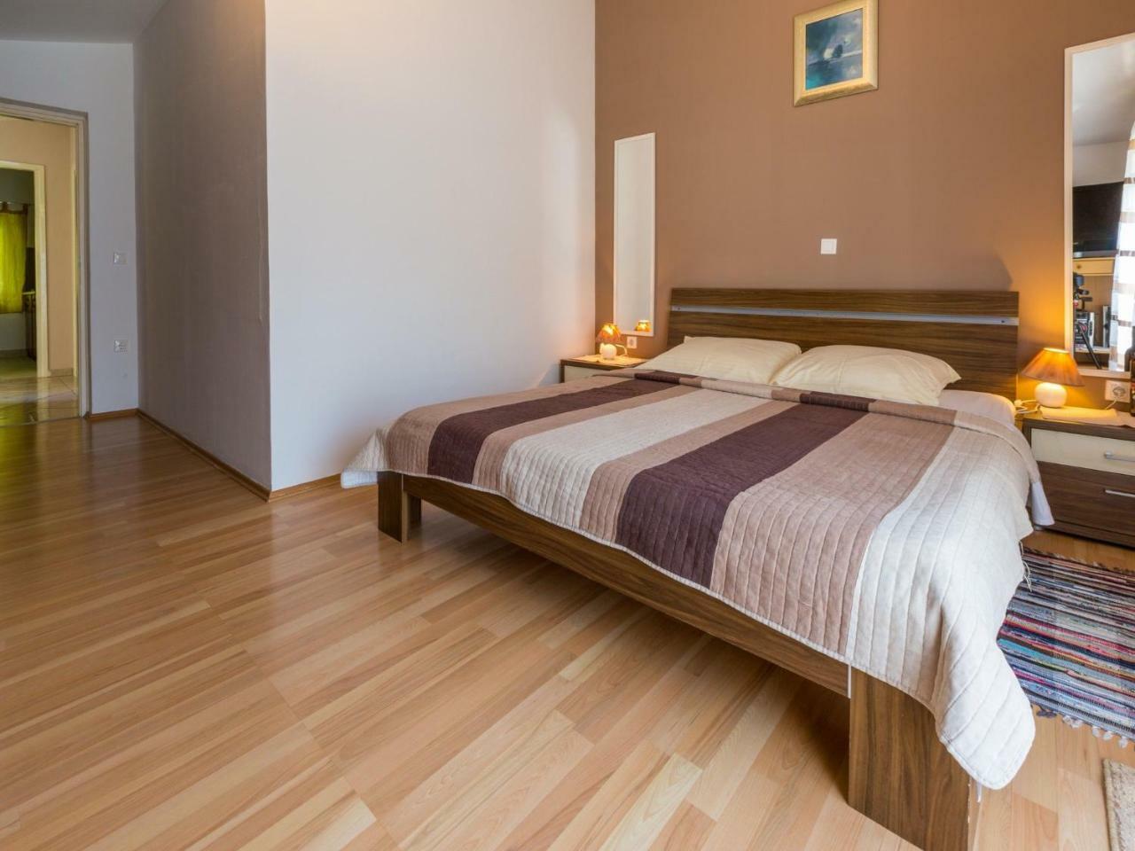 Apartments Adrasteja Dramalj Ngoại thất bức ảnh