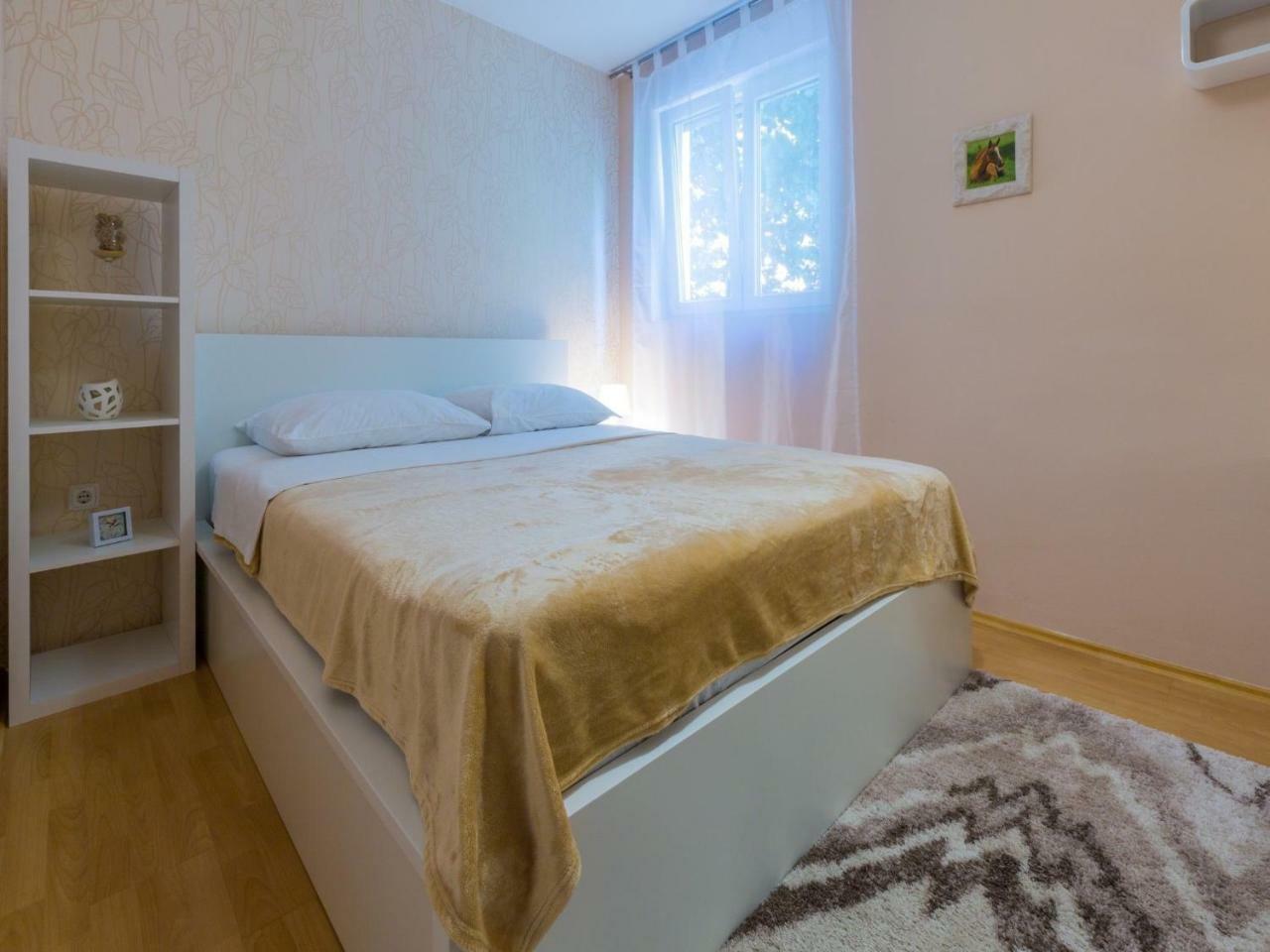 Apartments Adrasteja Dramalj Ngoại thất bức ảnh
