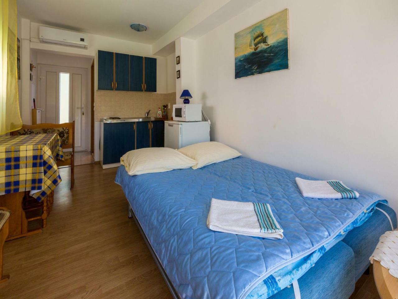 Apartments Adrasteja Dramalj Ngoại thất bức ảnh