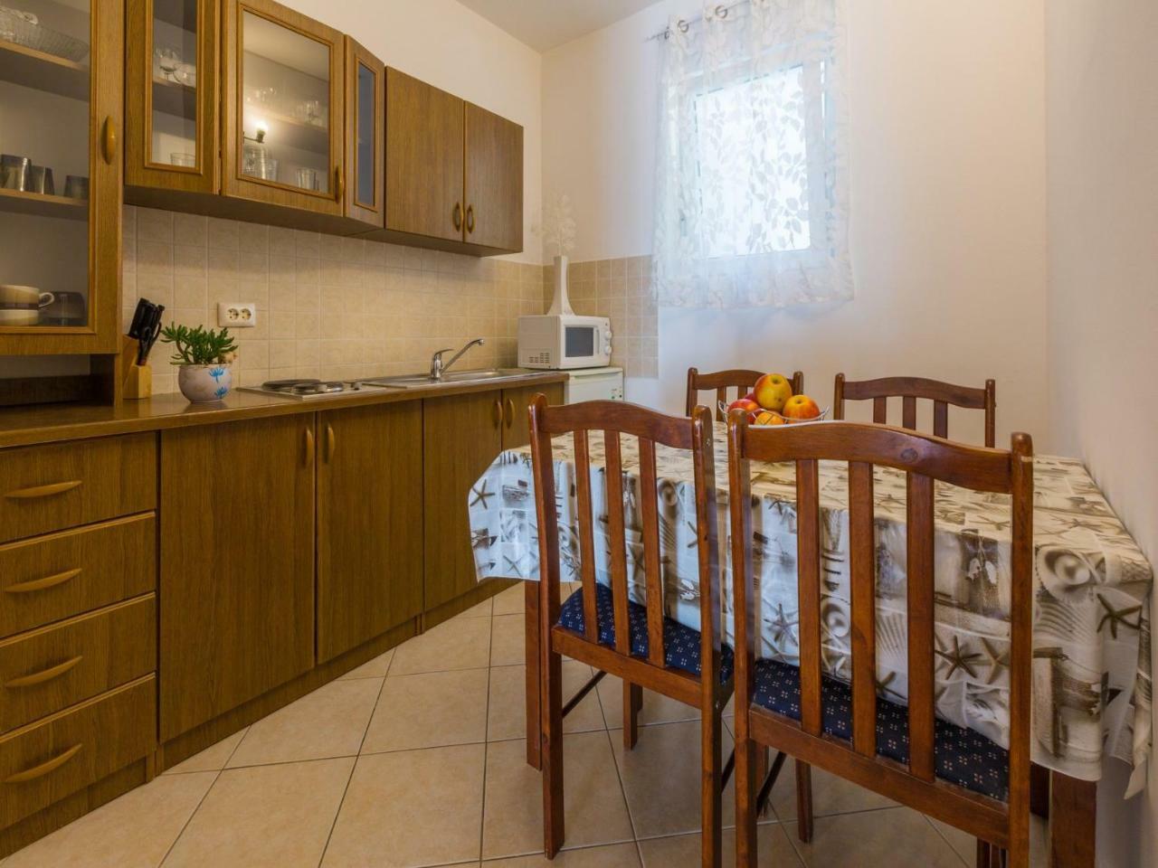 Apartments Adrasteja Dramalj Ngoại thất bức ảnh
